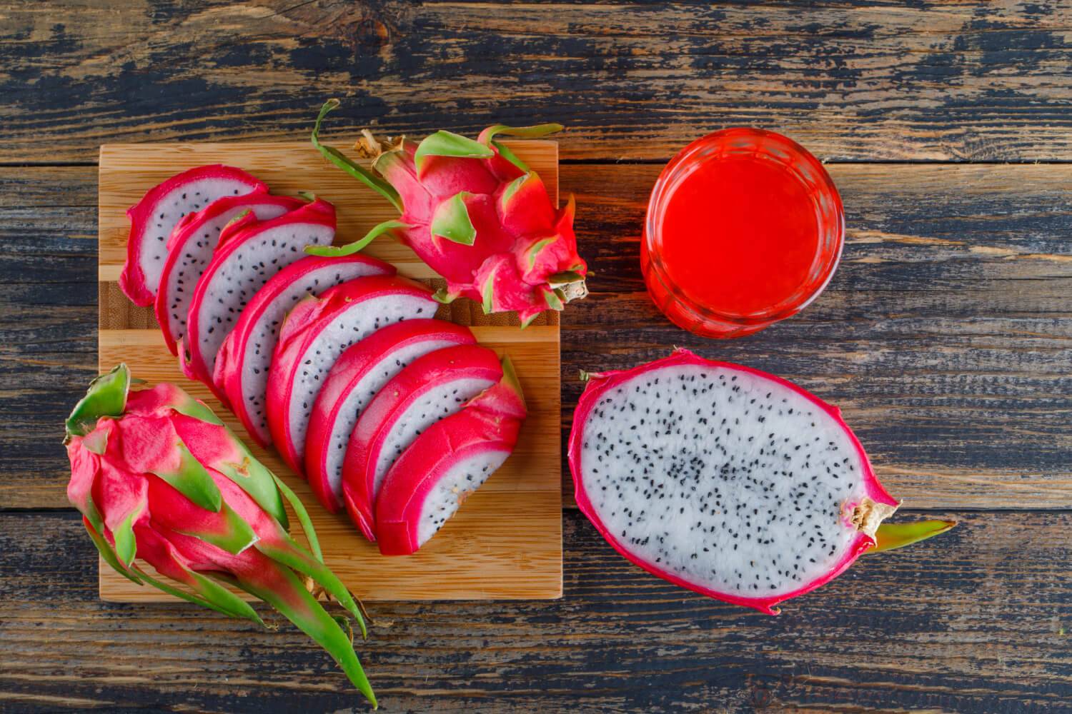 13 Incredible Health Benefits of Dragon Fruit and How to Eat it